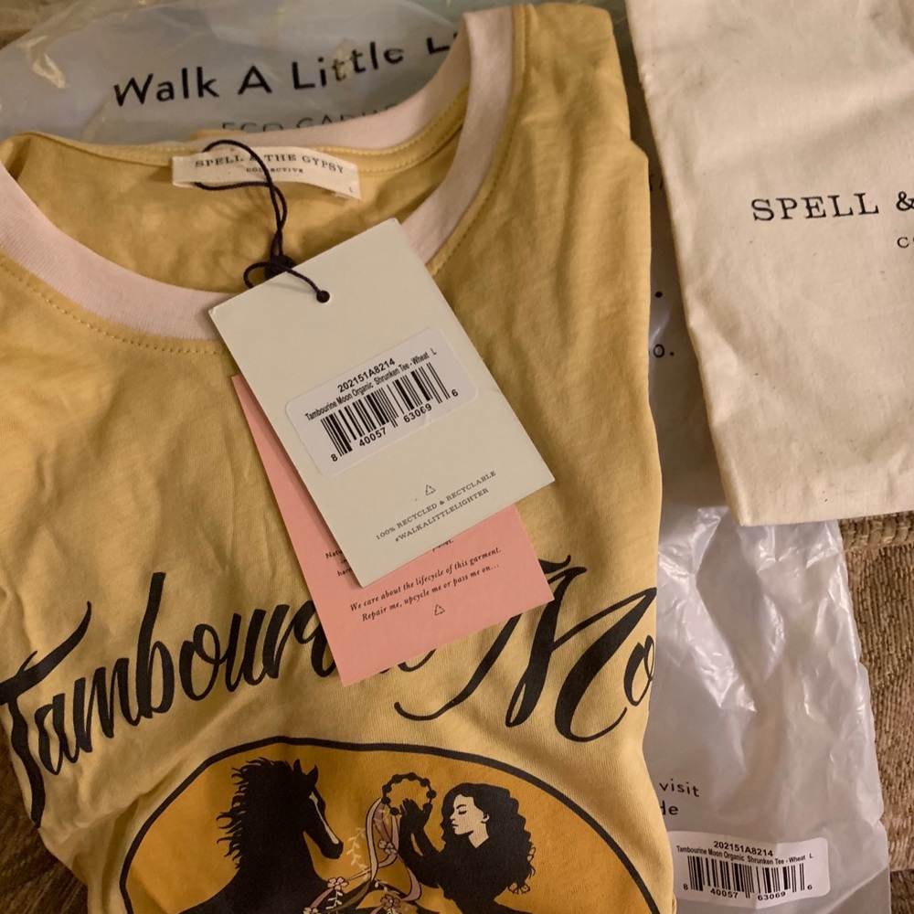 Spell & the Gypsy Tambourine Moon Tee L - Picture 9 of 11